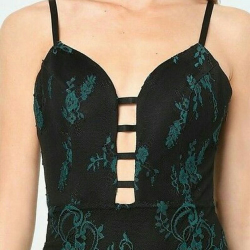 💋 BEBE black emerald lace dress romper 0 RARE 💋 - Picture 3 of 6